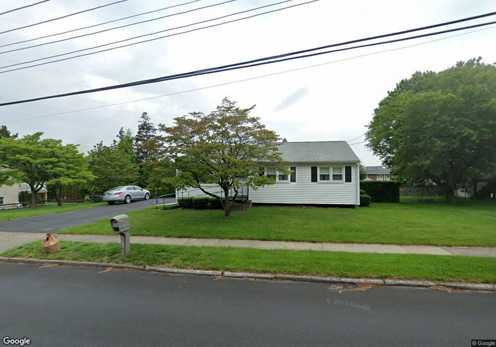 13 Meadowbrook Rd, West Haven, CT 06516 - photo 1