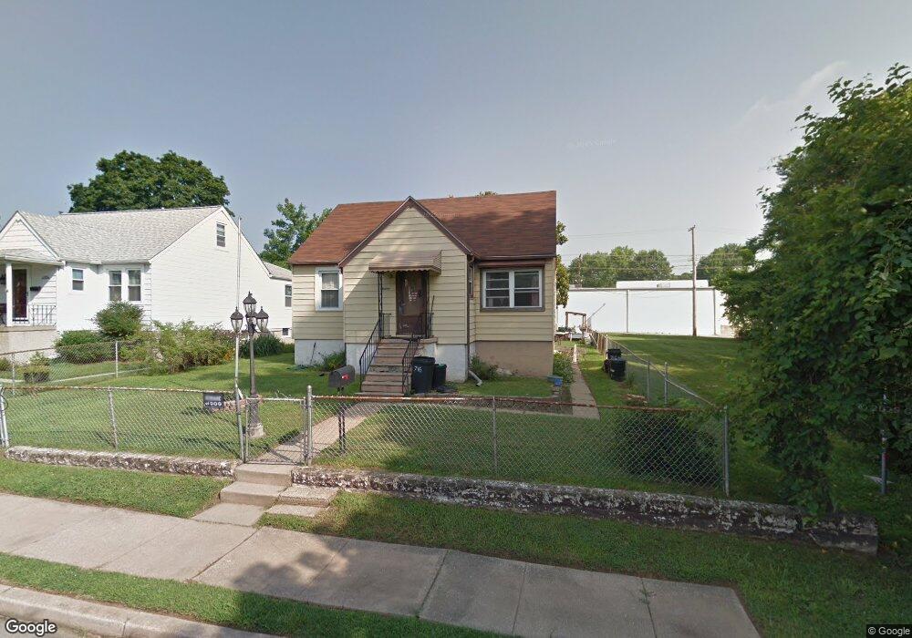 716 Maryland Ave, Essex, MD 21221 - photo 1