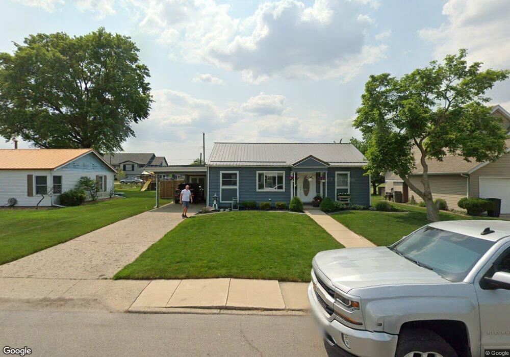 402 Morningside Dr, Nappanee, IN 46550 - photo 1