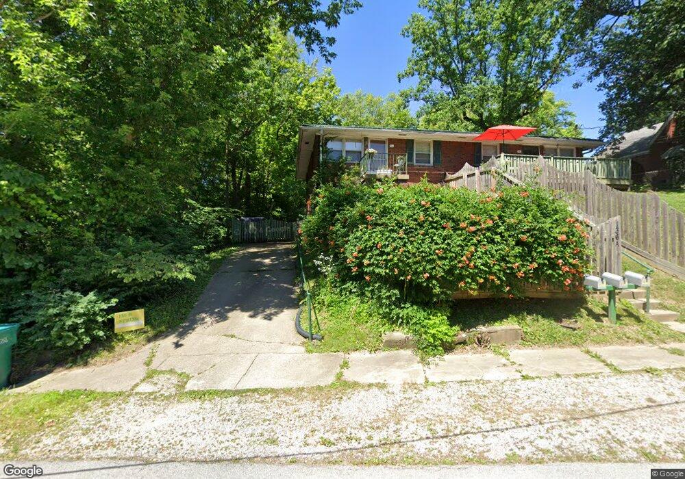 136 Spring St, Plainfield, IN 46168 - photo 1