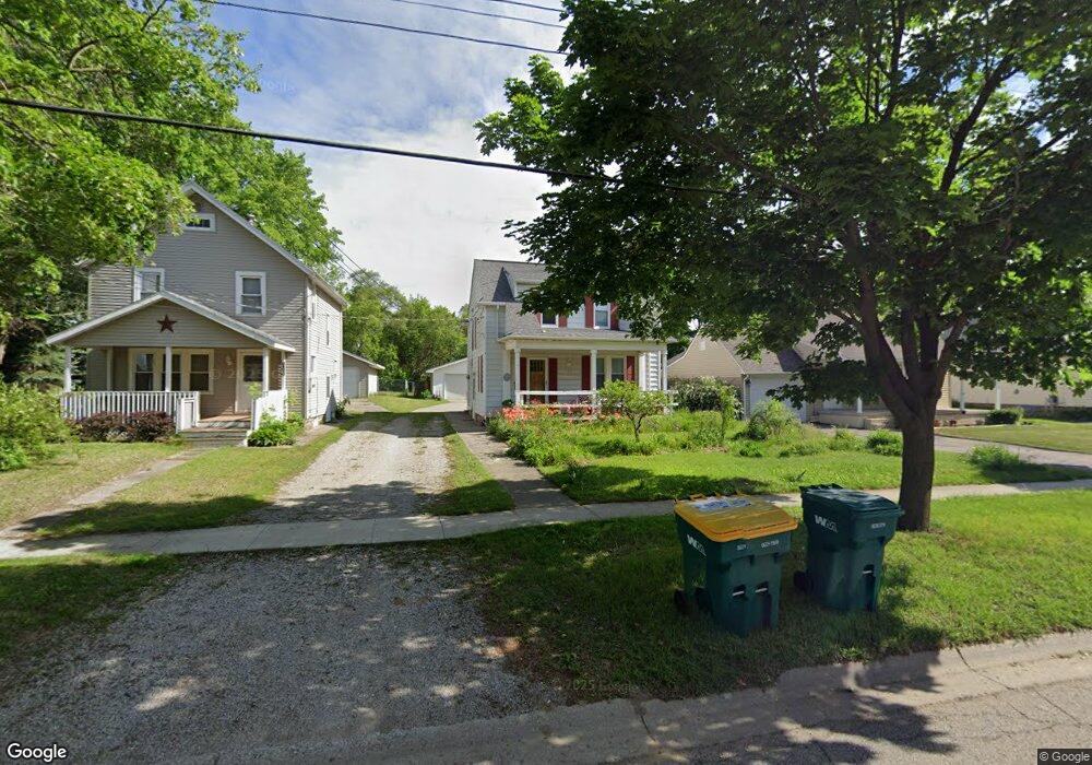 503 Chamberlain St, Flushing, MI 48433 - photo 1