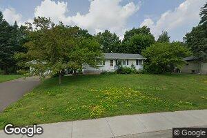 825 Almac Dr, Duluth, MN 55810