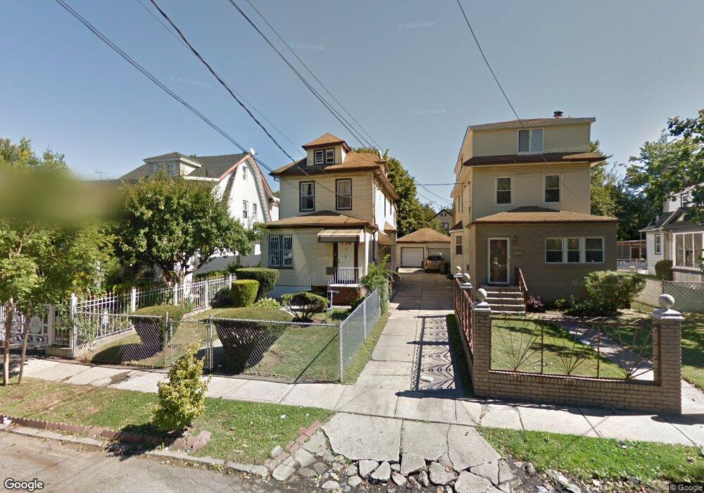 19820 Carpenter Ave, Hollis, NY 11423 - photo 1