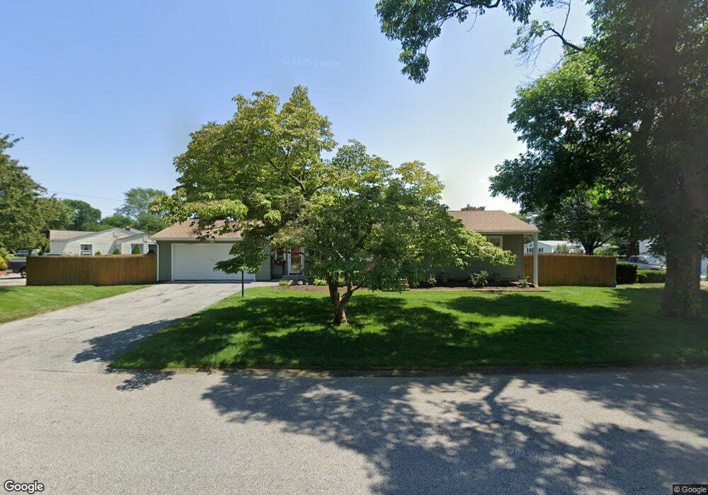 182 Vineyard Rd, Warwick, RI 02889 - photo 1