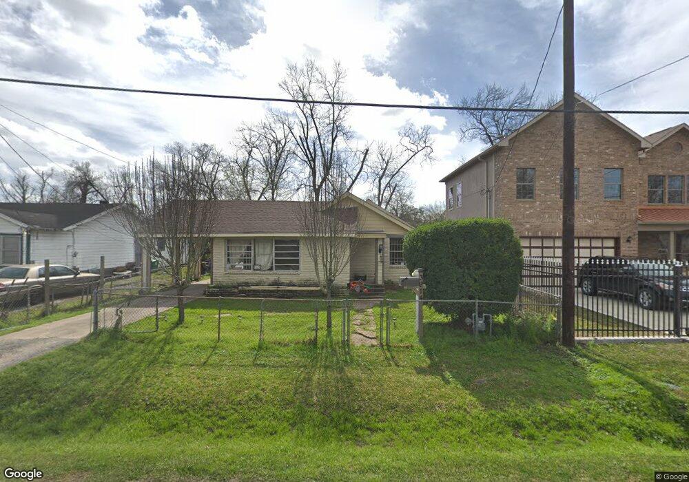 3914 Melbourne St, Houston, TX 77026 - photo 1