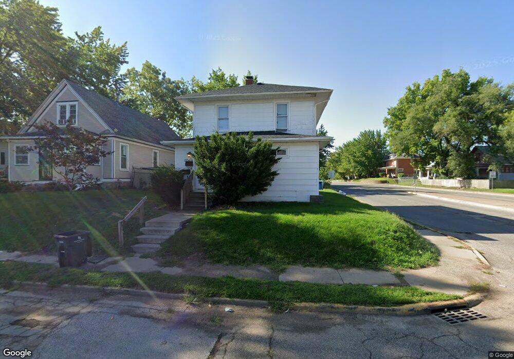 1104 18 1/2 Ave, Rock Island, IL 61201 - photo 1