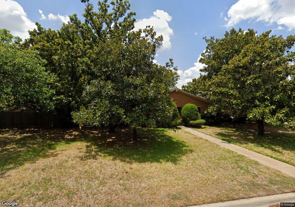 1900 Southridge Dr, Denton, TX 76205 - photo 1