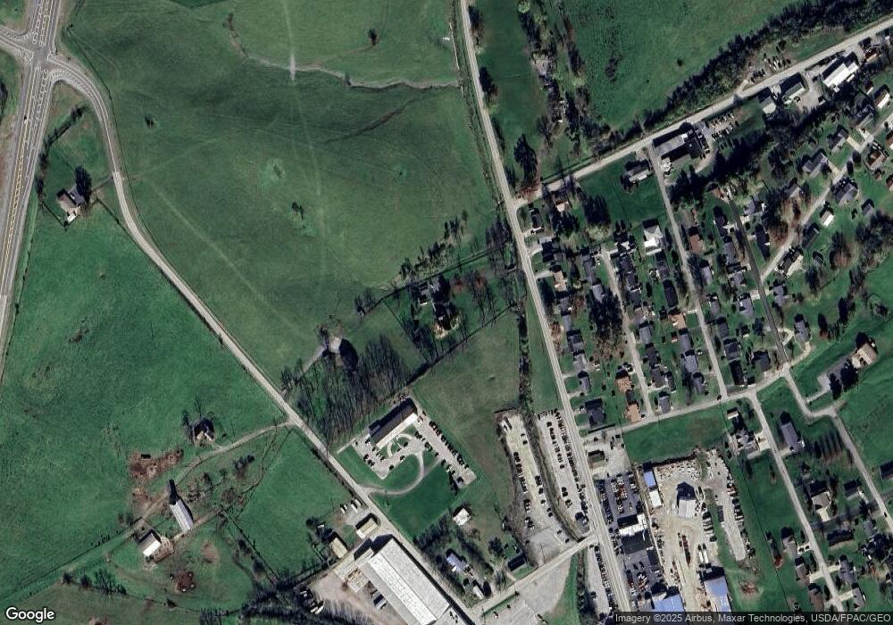 923 W Water St, Flemingsburg, KY 41041 - photo 1