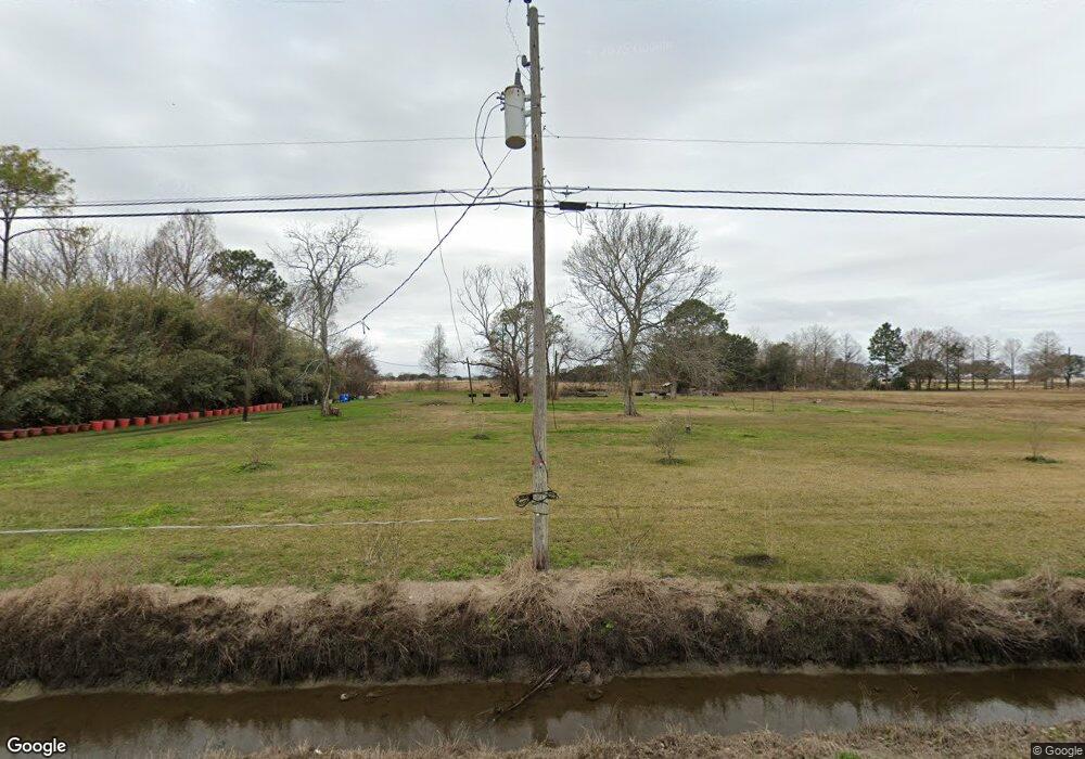 8010 Poufette Rd, New Iberia, LA 70560 - photo 1