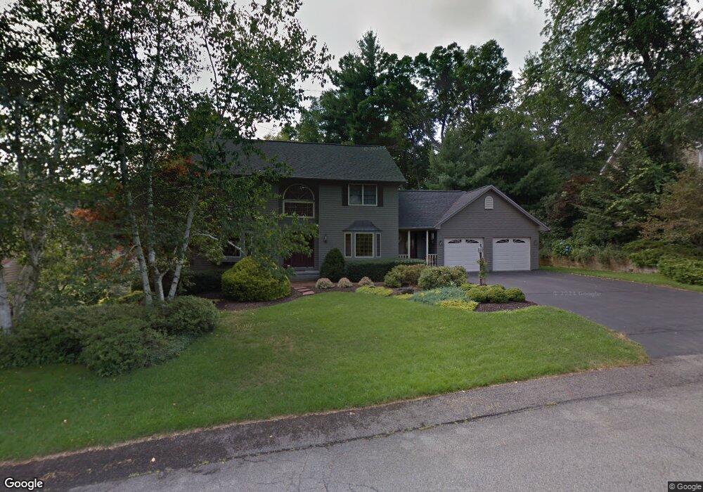 42 Oak Tree Ln, Schenectady, NY 12309 - photo 1