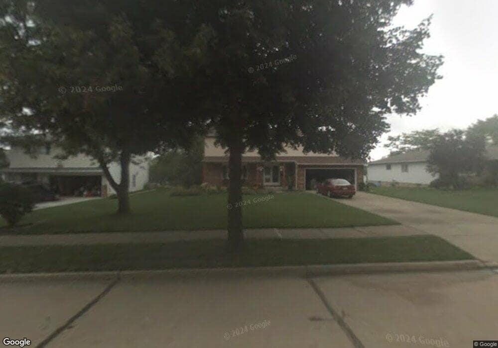 30233 Rickey Ln, Wickliffe, OH 44092 - photo 1