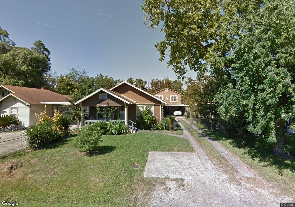 1207 King St, Houston, TX 77022 - photo 1