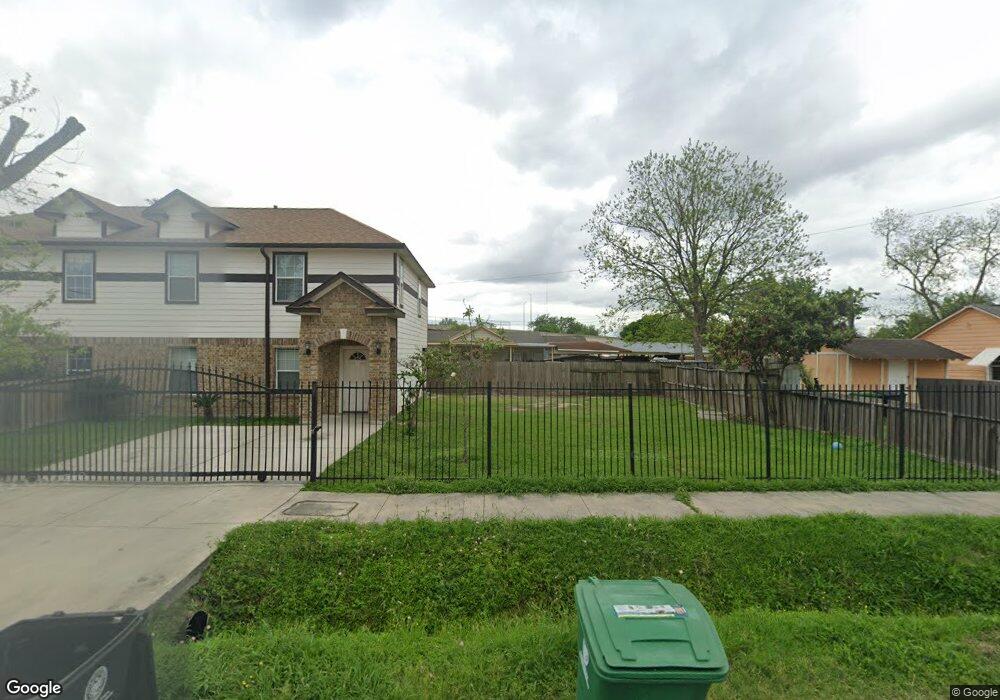 10106 E Hardy Rd, Houston, TX 77093 - photo 1