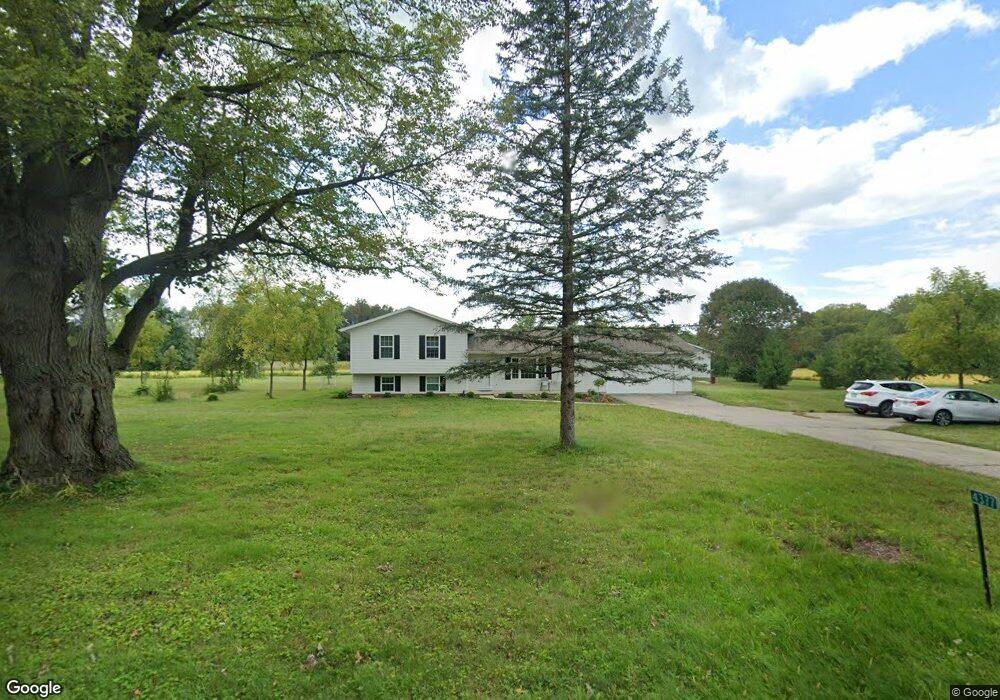 4377 Old Stage Rd unit 200, Brooklyn, WI 53521 - photo 1