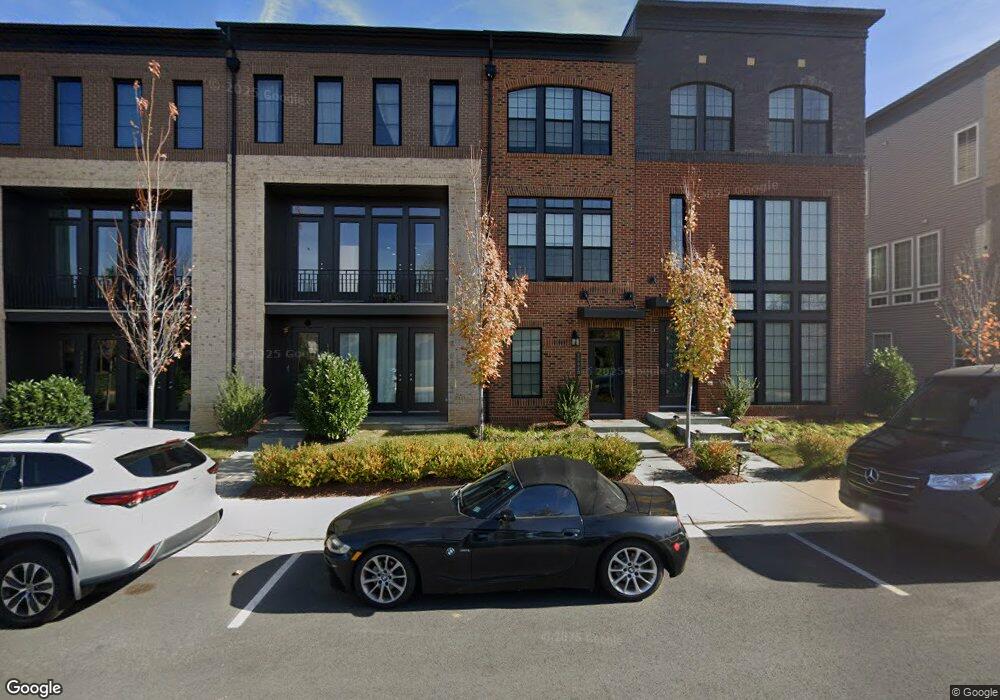 23020 Brooksbank Square, Brambleton, VA 20148 - photo 1