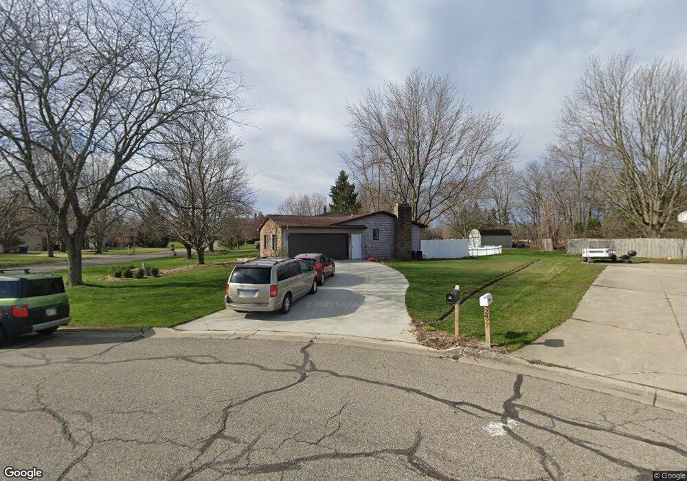 2467 Plainview Dr, Flushing, MI 48433 - photo 1