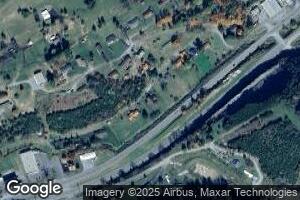 211 Maple Leaf Dr, Cedar Bluff, VA 24609