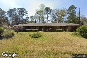 604 Anona St, Tuskegee Institute, AL 36088