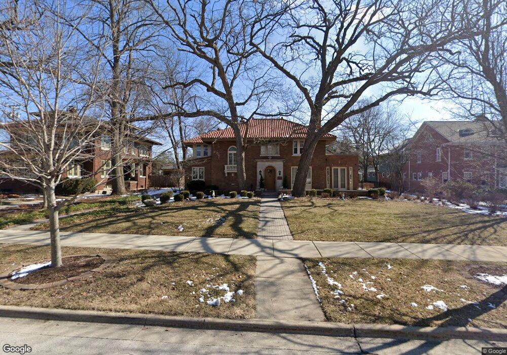 849 Douglas Ave, Elgin, IL 60120 - photo 1