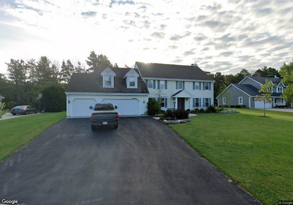 W149N7468 Sylvan Ln, Menomonee Falls, WI 53051 - photo 1