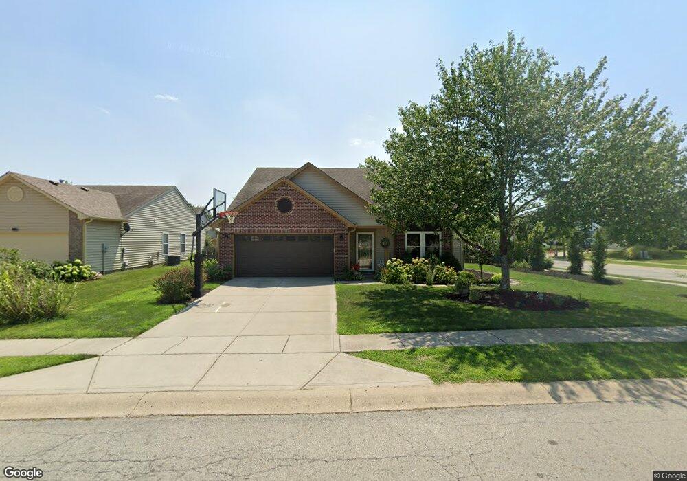 10179 Creektree Ln, Fishers, IN 46038 - photo 1