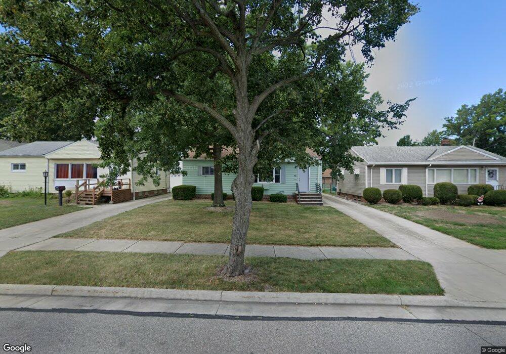 1714 Empire Rd, Wickliffe, OH 44092 - photo 1