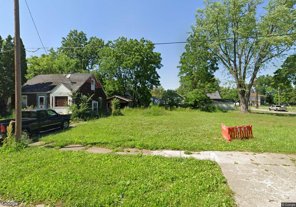 706 Campbell St, Flint, MI 48507 - photo 1