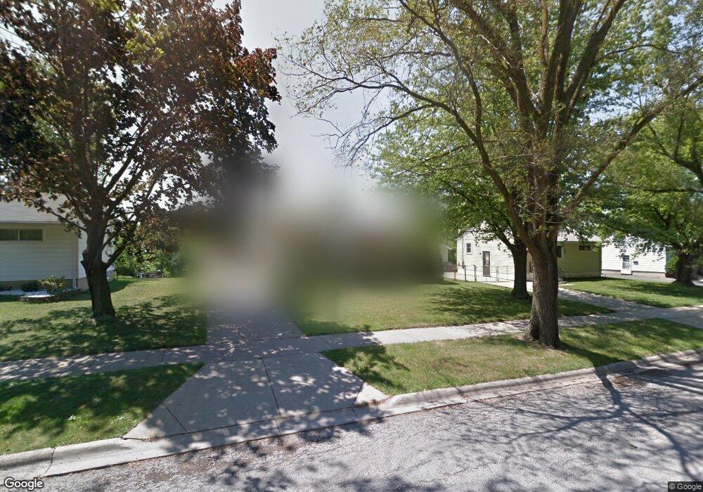 2100 Indian Rd, Waukegan, IL 60087 - photo 1