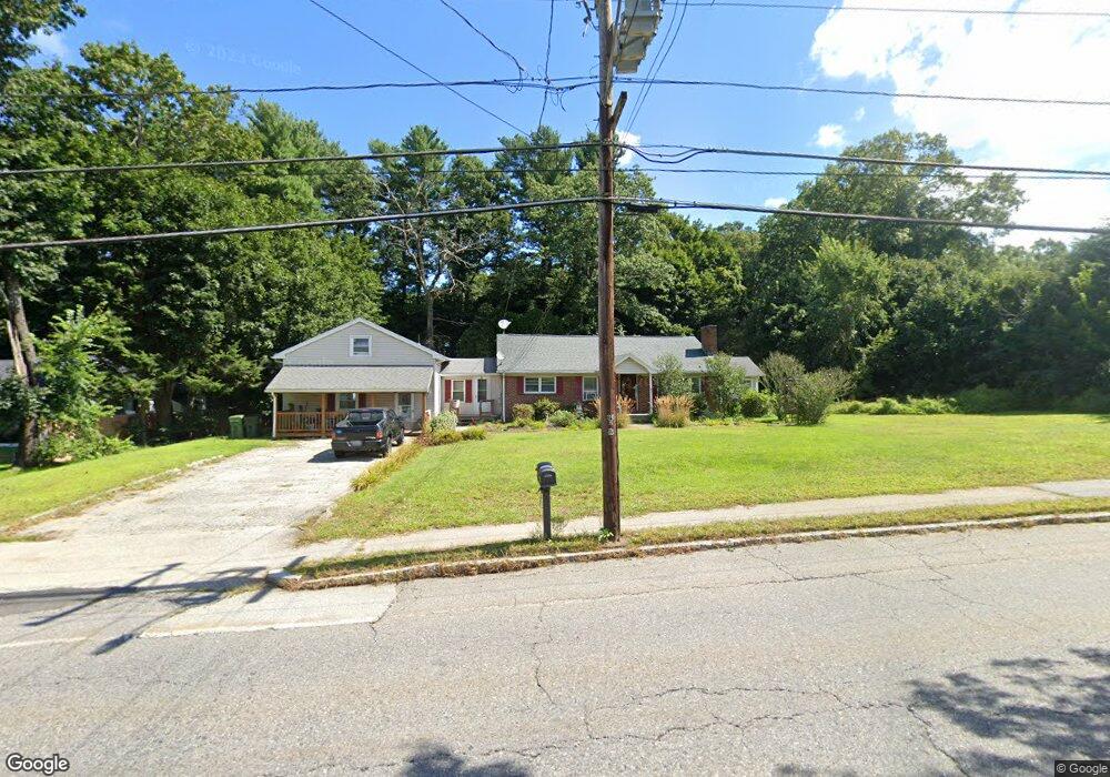 92 Worcester Rd, Webster, MA 01570 - photo 1