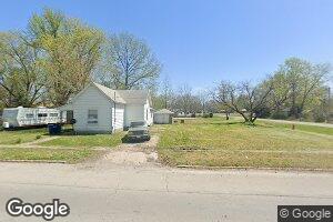136 S Walnut St, Tamaroa, IL 62888