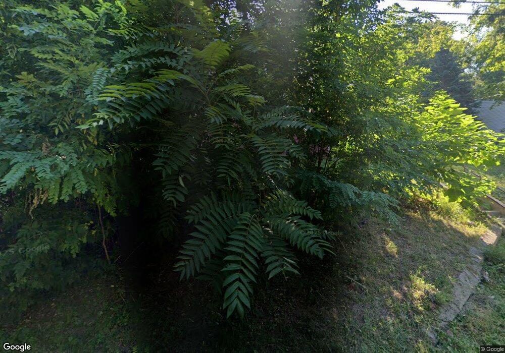 262 Wayne St, Troy, NY 12180 - photo 1