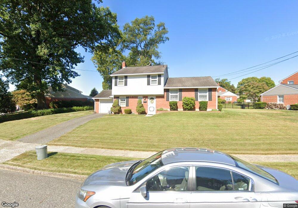 4935 Jackson Dr, Brookhaven, PA 19015 - photo 1