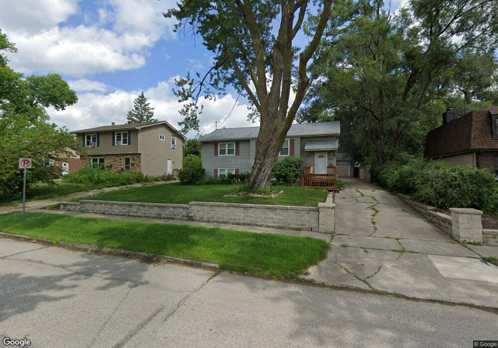 3821 54th St, Des Moines, IA 50310 - photo 1