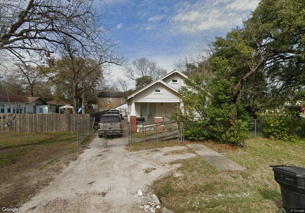629 Melbourne St, Houston, TX 77022 - photo 1