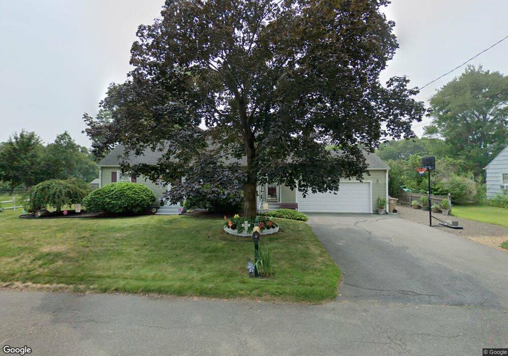 43 Evergreen Cir, Ludlow, MA 01056 - photo 1