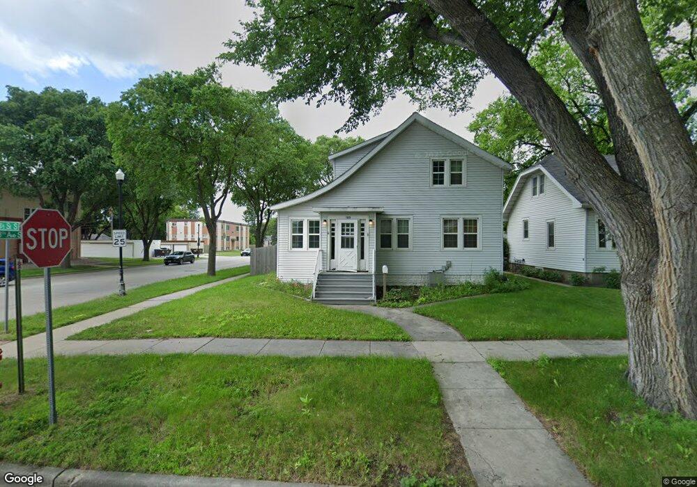 1225 13 1 2 St S, Fargo, ND 58103 - photo 1