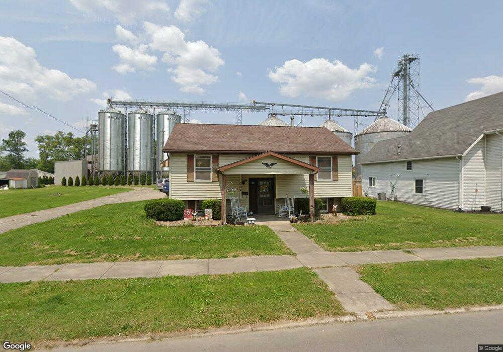 204 W Randolph St, Nappanee, IN 46550 - photo 1