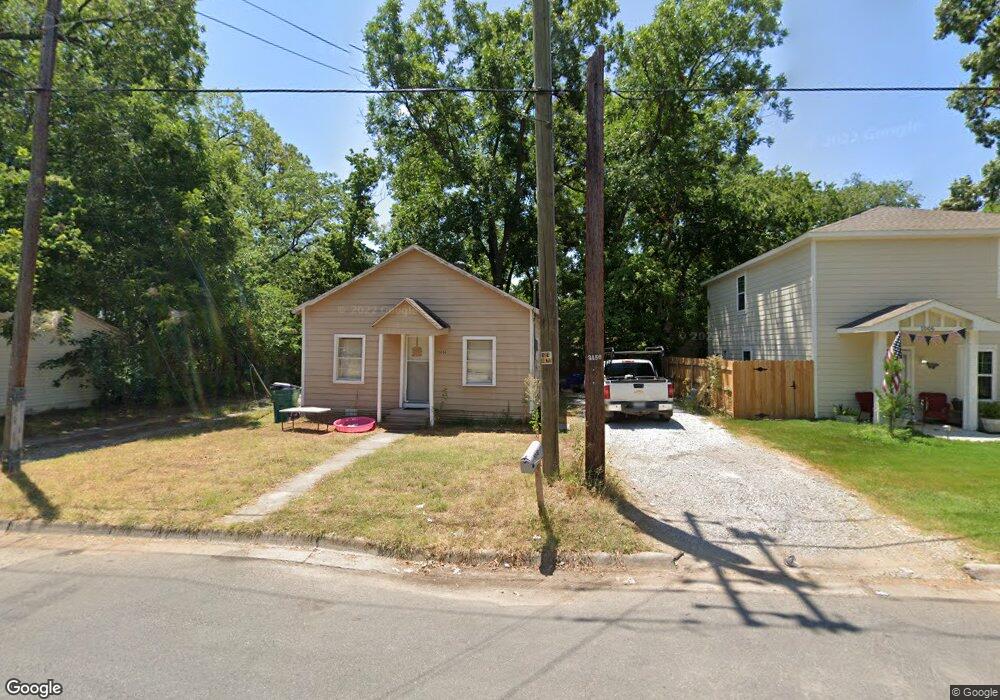 1010 Oneal St, Gainesville, TX 76240 - photo 1