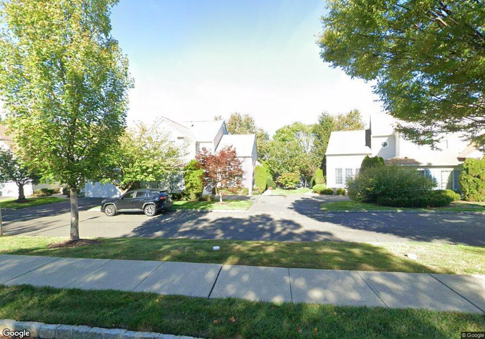 15 Scarlet Oak Ln, Paramus, NJ 07652 - photo 1