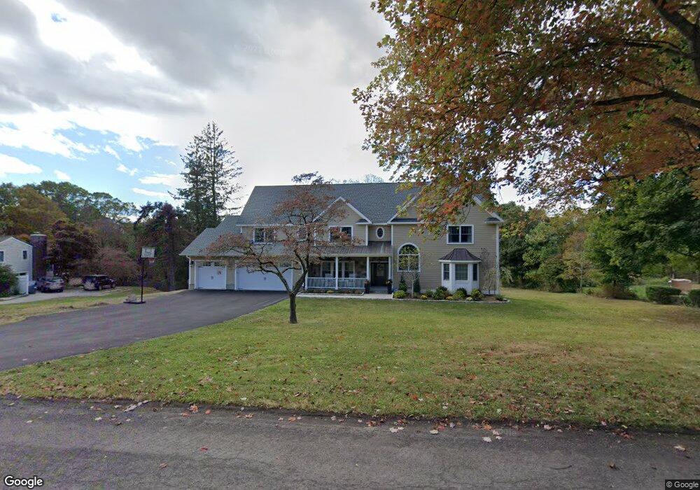 54 Old Farm Rd S, Pleasantville, NY 10570 - photo 1