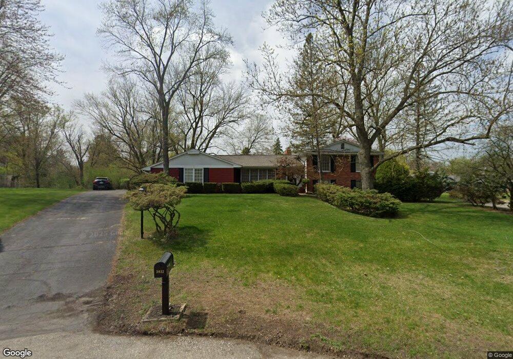 3032 S Westview Ct, Bloomfield Hills, MI 48304 - photo 1