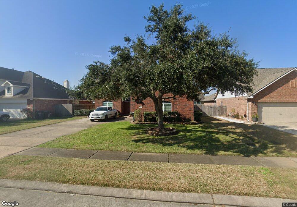 1529 Allison St, Alvin, TX 77511 - photo 1