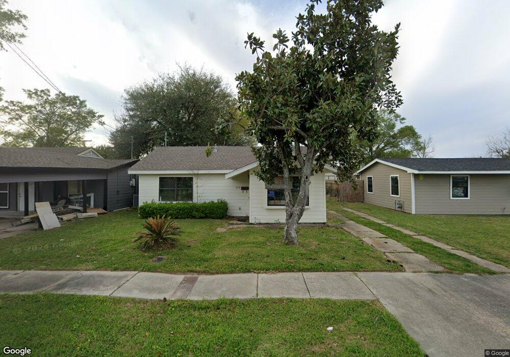 210 Gelpi Dr, Lake Charles, LA 70615 - photo 1