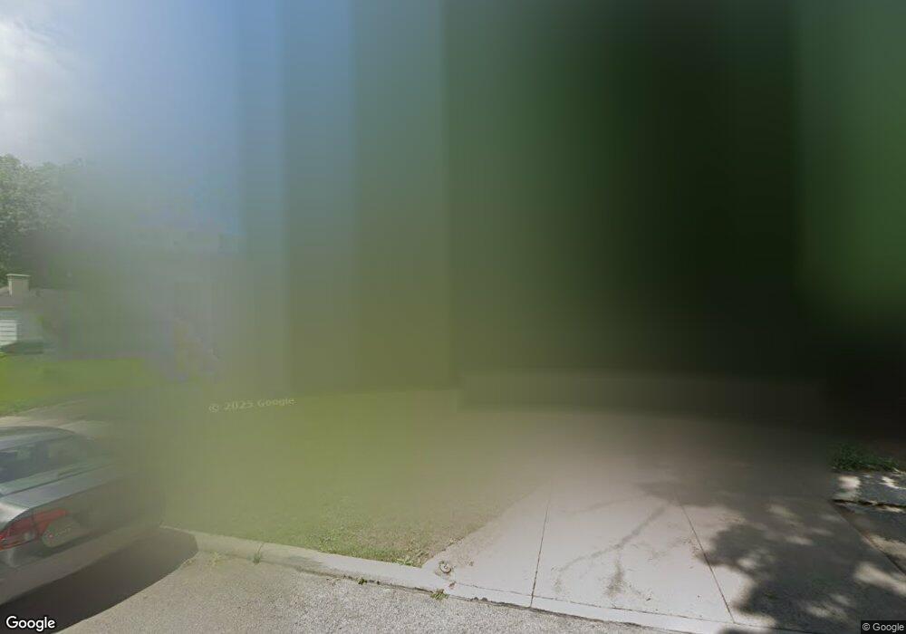 456 Richards Rd, Columbus, OH 43214 - photo 1