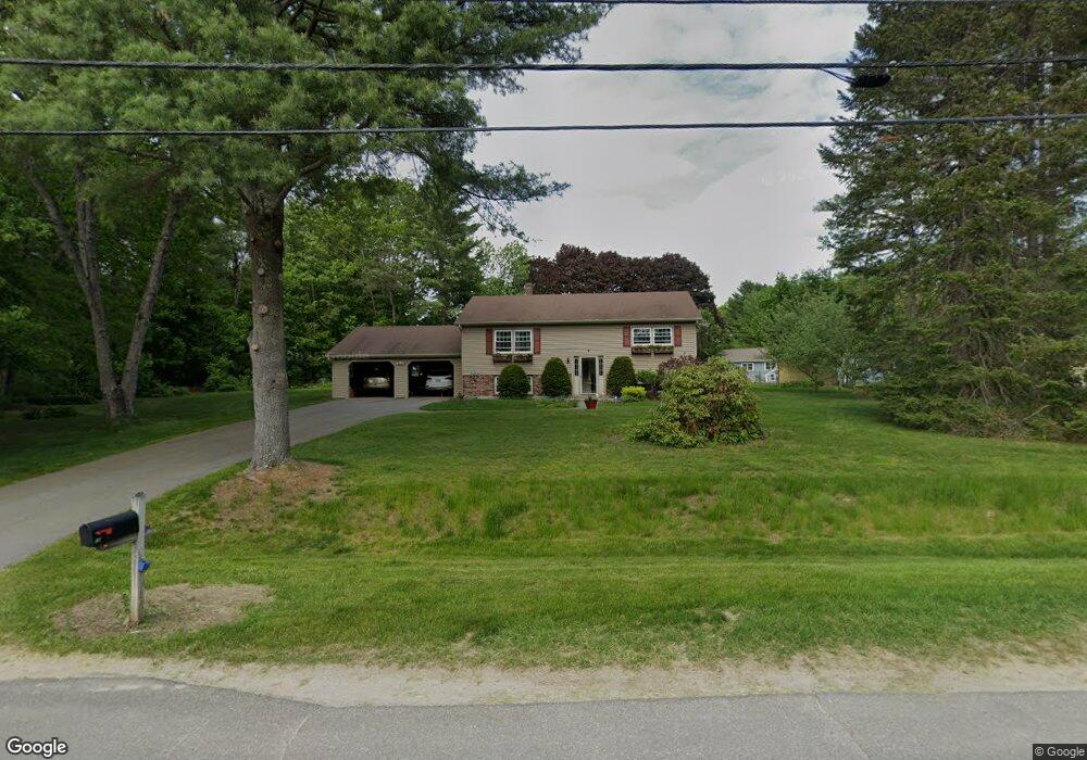 15 Apple Tree Ln, Manchester, ME 04351 - photo 1