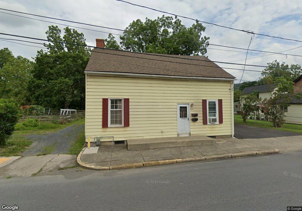 547 Main St, Freemansburg, PA 18017 - photo 1
