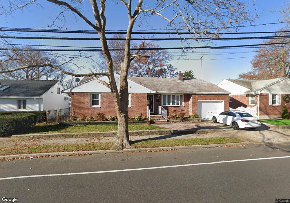 248 Mill Rd, Valley Stream, NY 11581 - photo 1