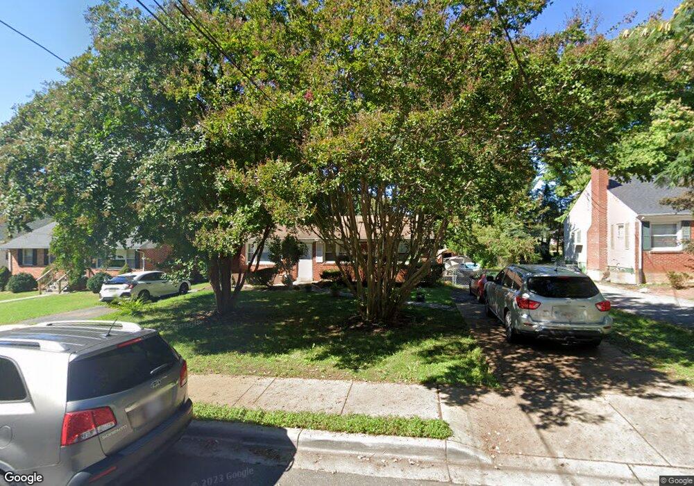 216 Cedar Ave, Gaithersburg, MD 20877 - photo 1