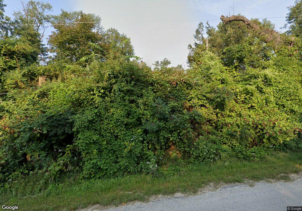 935 44th St SE, Cedar Rapids, IA 52403 - photo 1