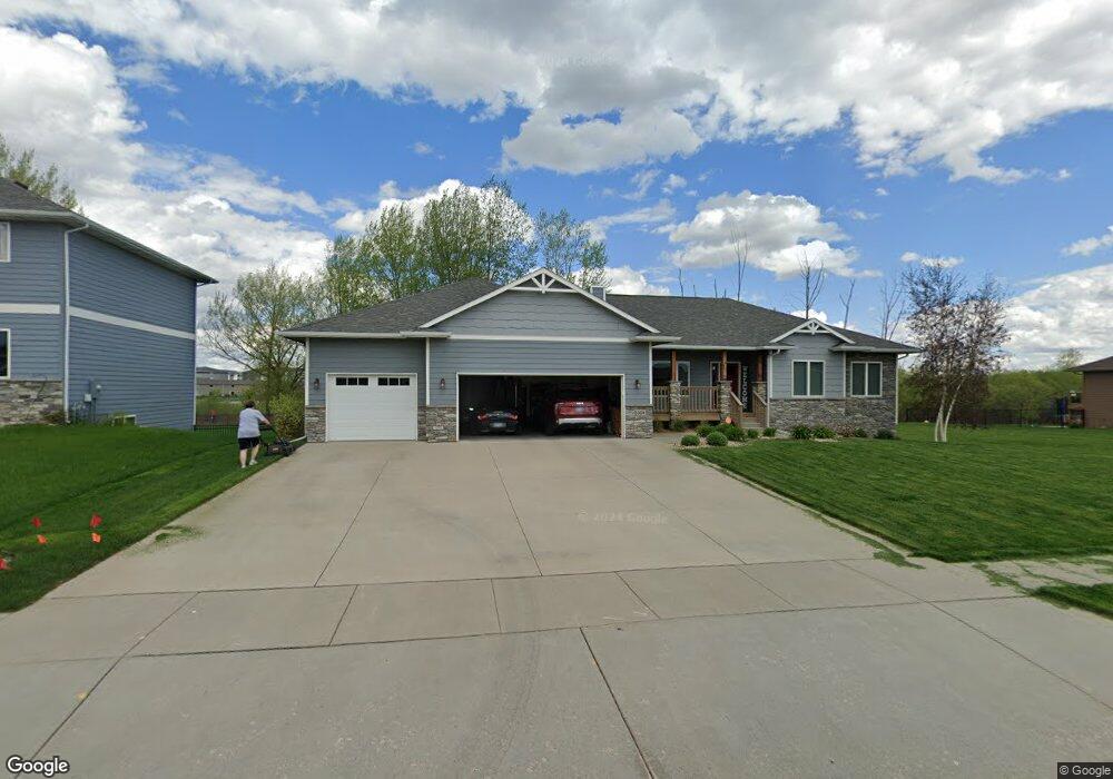5304 S Woodsedge Trail, Sioux Falls, SD 57108 - photo 1